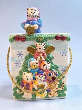 GAC 1999 Hand-Painted Ceramic Christmas Cat Figurine Vase With Rope Handle  Deco